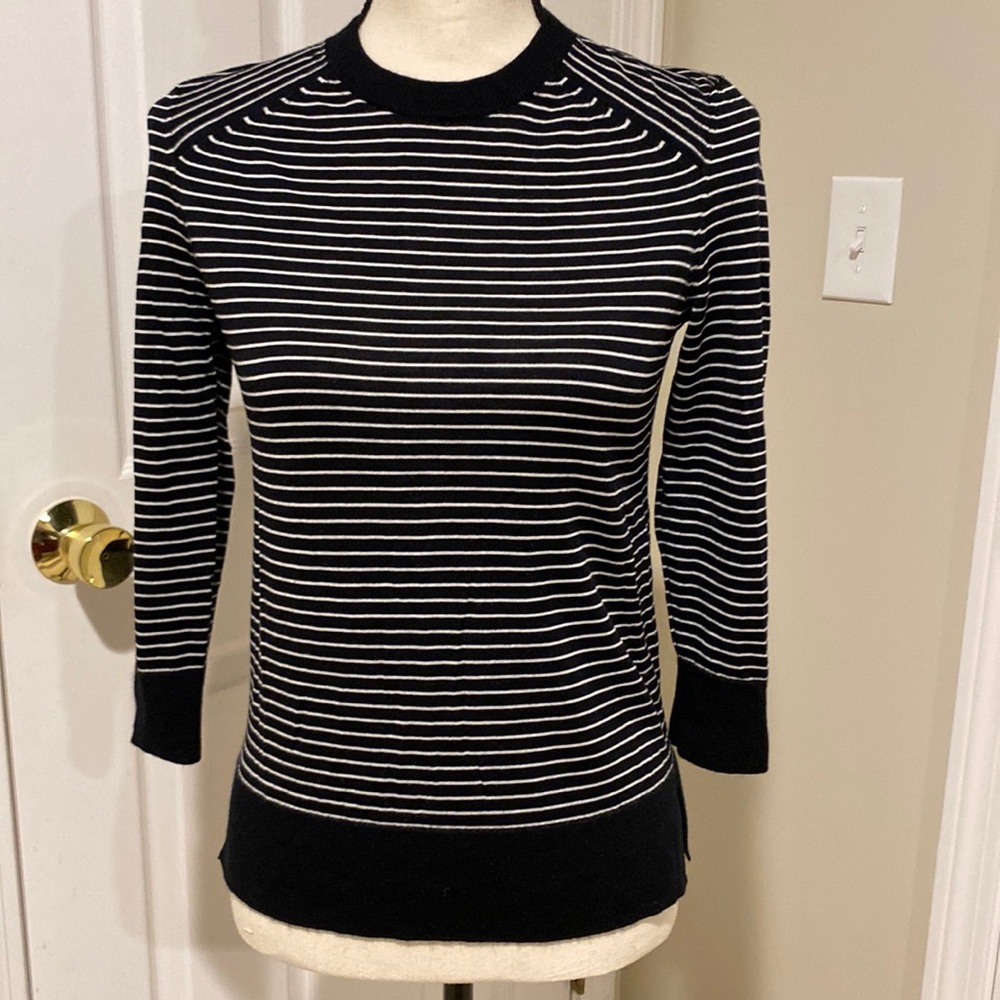 Banana Republic extra fine Merino top XS black and white stripes